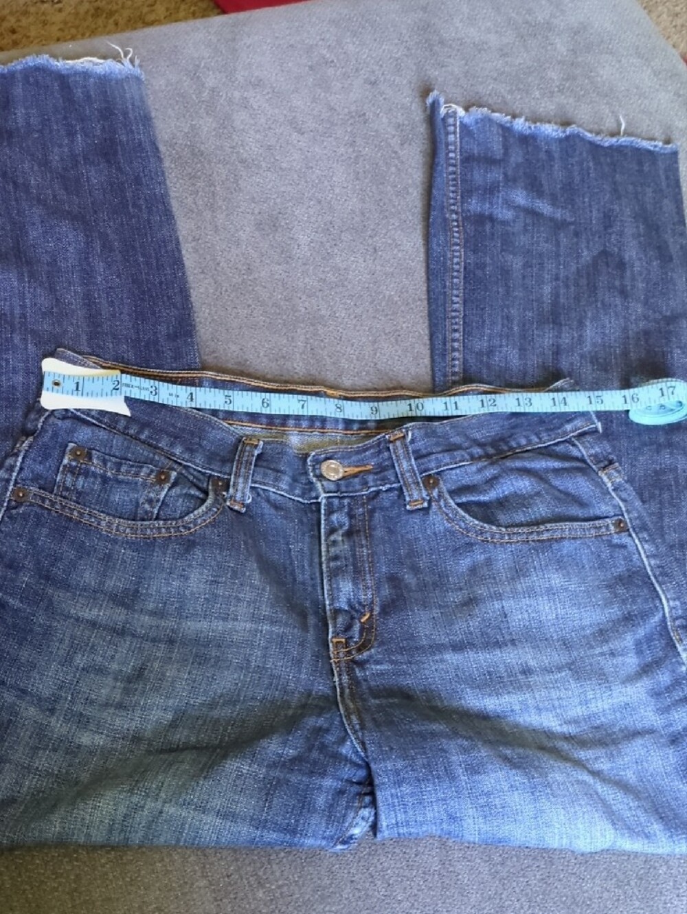 Levi's blue denim jeans - Picture 7 of 8